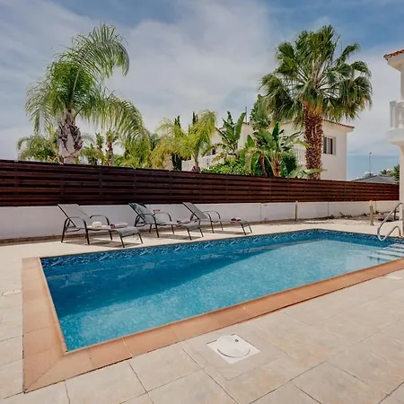 Croeso Villa Ayia Napa